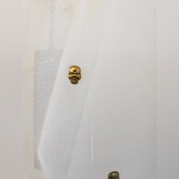 Lulumari Sheer tank top blouse with gold metal skull detail - Picture 6 of 15